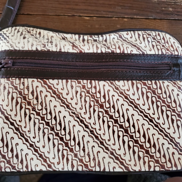 Vintage Handmade Luggage Set From Indonesia At Proyek Rehabilitasi Bethesda - Picture 7 of 16